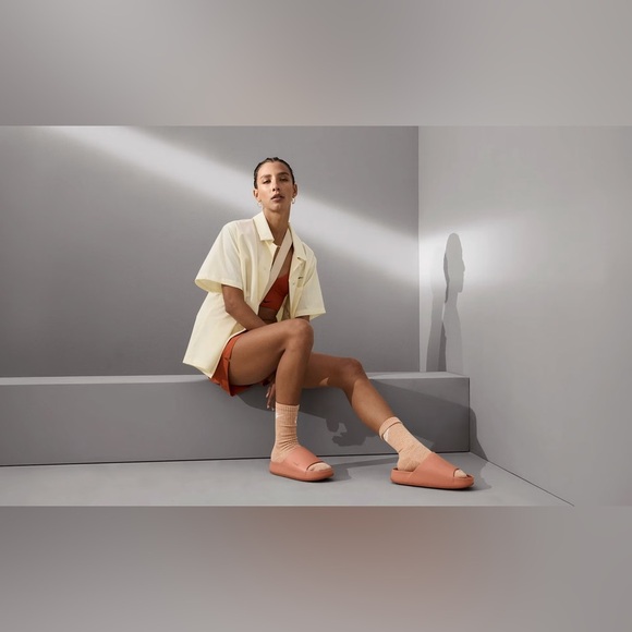 Nike calm slides light brown color - Picture 3 of 5